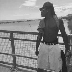 Meet your Posher, Elon